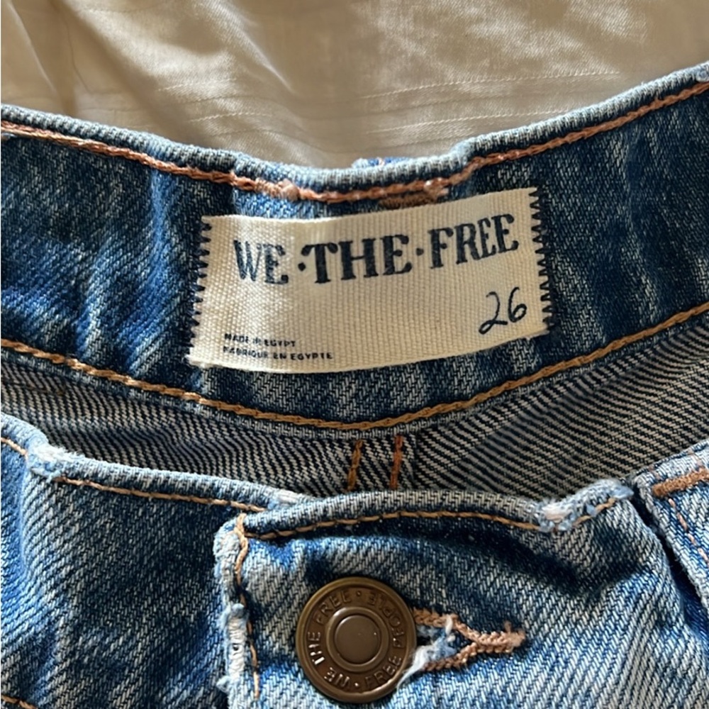 We the Free barrel jeans 26